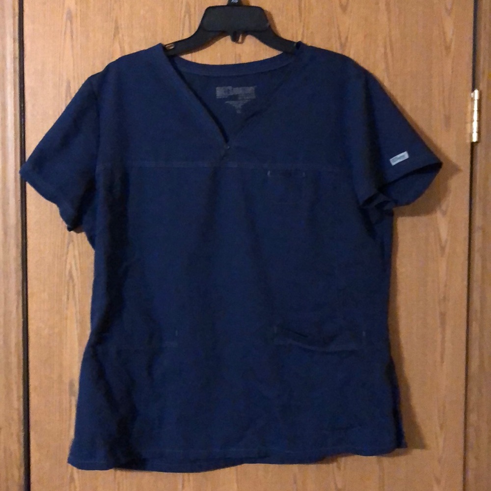 Women’s scrub top